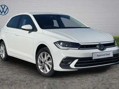 Used VW Polo Style 95 HP (69 kW) 2024 White Hatchback