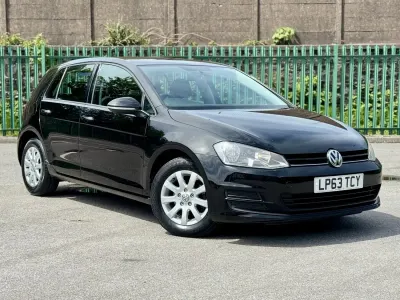 Używany VW Golf VII S 105 KM (77 kW) 2014 Czarny Hatchback