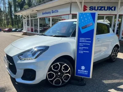Usado Suzuki Swift Sport 129 HP (94 kW) 2025 Branco Citadino
