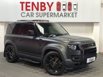 used Land Rover Defender 90 (2021/21)90 HSE P300 AWD auto 3d