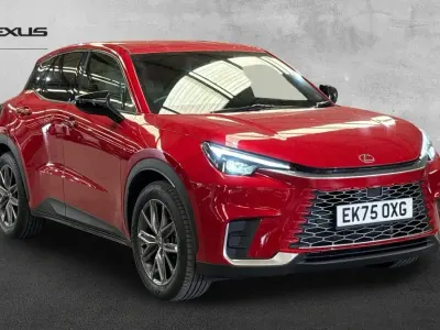Used Lexus LBX 136 HP (100 kW) 2025 Red SUV
