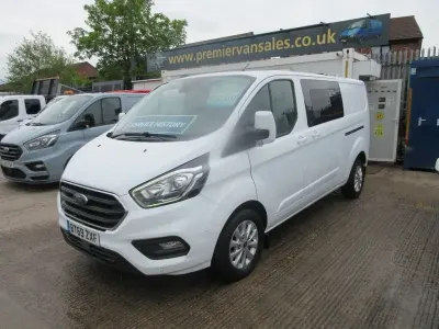 Begagnad Ford Transit Custom Limited 130 HK (95 kW) 2019 Vit Van