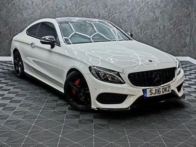 Begagnad Mercedes C250 AMG Line Premium Plus 204 HK (150 kW) 2016 Vit Sportkupé