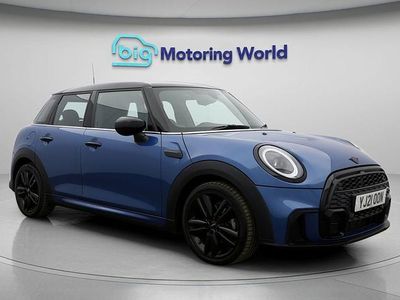 Używany Mini Cooper Hatch 136 KM (100 kW) 2021 Niebieski Hatchback