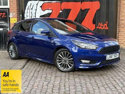 Used Ford Focus ST-Line 125 HP (91 kW) 2017 Blue Hatchback