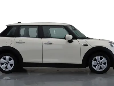 Used Mini Cooper Classic 2019 White Hatchback
