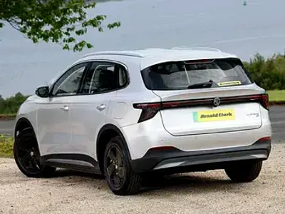 Novo MG MG5 EV SE 169 kW (231 HP) 2026 Prateado Carrinha