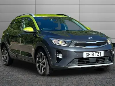 Usado Kia Stonic First Edition 118 HP (86 kW) 2018 Branco SUV
