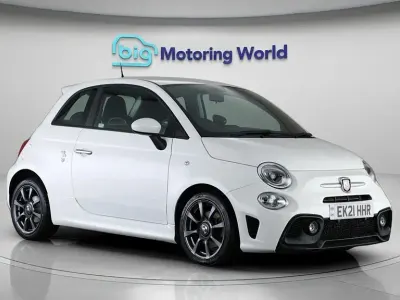 Begagnad Abarth 595 145 HK (106 kW) 2021 Vit Halvkombi