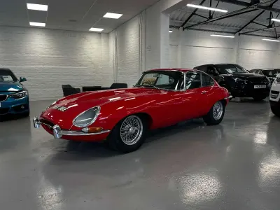 Used Jaguar E-Type 265 HP (194 kW) 1967 Red Coupe