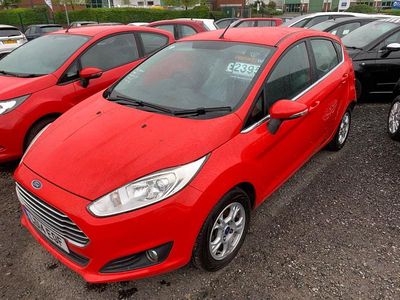Used Ford Fiesta Zetec 95 HP (69 kW) 2014 Red Hatchback