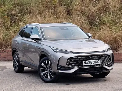 New MG HS SE 224 HP (164 kW) 2026 Silver SUV