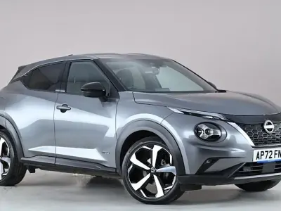 Gebraucht Nissan Juke Tekna 143 PS (105 kW) 2023 Grau SUV