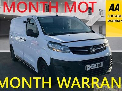 Used Vauxhall Vivaro S 100 HP (73 kW) 2019 White MPV