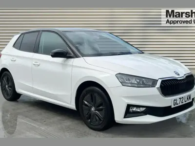 Begagnad Skoda Fabia Colour Edition 110 HK (80 kW) 2023 Vit Halvkombi