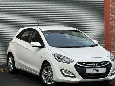 White Used 2013 Hyundai i30 Edition Hatchback | £3,750 (Fair price)