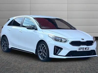 Used Kia Ceed GT-Line 140 HP (102 kW) 2019 White Hatchback