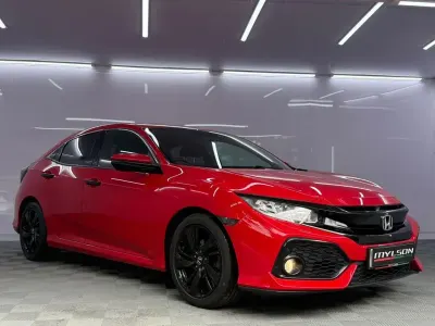 Used Honda Civic SR 126 HP (92 kW) 2019 Red Hatchback