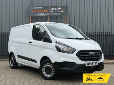 Usado Ford Transit Custom S 105 CV (77 kW) 2019 Blanco Van