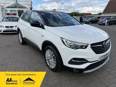 Używany Vauxhall Grandland X Sport 130 KM (95 kW) 2019 Biały SUV