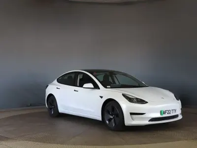 Used Tesla Model 3 Standard Range 208 kW (283 HP) 2022 White Sedan