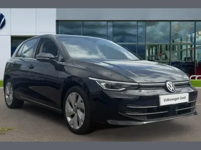 Usado VW Golf VIII Style 200 CV (147 kW) 2025 Negro Utilitario