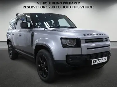 Used Land Rover Defender HSE Dynamic 300 HP (220 kW) 2024 SUV
