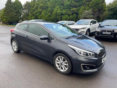 Used Kia ProCeed 2017 Silver Hatchback