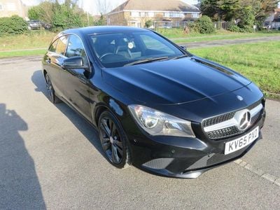 Used Mercedes CLA200 Shooting Brake 136 HP (100 kW) 2015 Black Estate