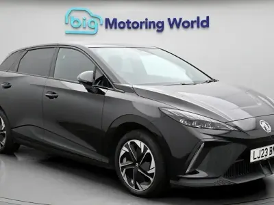 Used MG MG4 EV Trophy 150 kW (204 HP) 2023 Black Hatchback