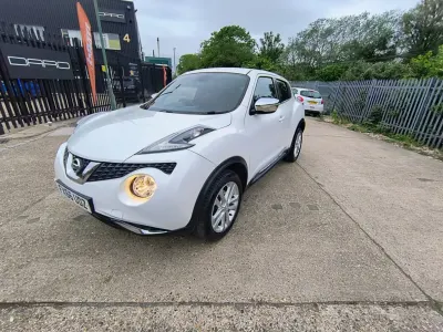 Gebraucht Nissan Juke N-Connecta 2016 Weiß SUV