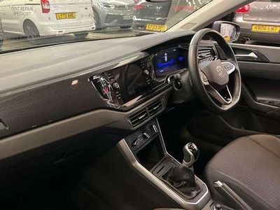 Begagnad VW Polo Life 95 HK (69 kW) 2024 Grå Halvkombi