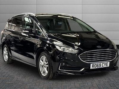 Used Ford S-MAX Titanium 150 HP (110 kW) 2019 Black MPV