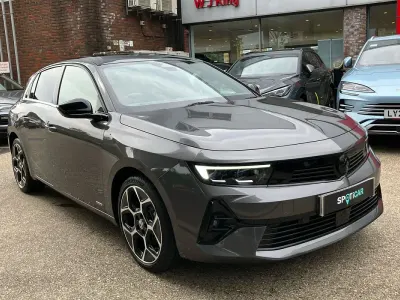Used Vauxhall Astra Ultimate 130 HP (95 kW) 2023 Grey Hatchback