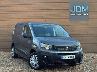 Grey Used 2019 Peugeot Partner MPV | £11,994