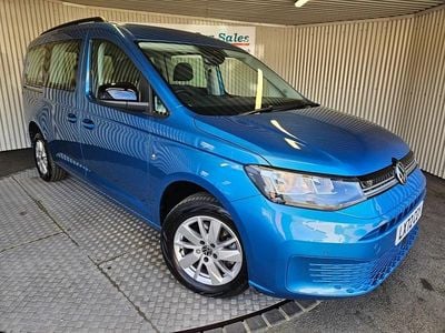 Used VW Caddy Maxi S 114 HP (83 kW) 2022 Blue MPV