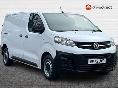 Used Vauxhall Vivaro S 100 HP (73 kW) 2023 White MPV