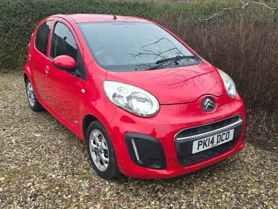 Usado Citroën C1 68 HP (50 kW) 2014 Vermelho Citadino