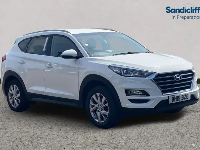Used Hyundai Tucson SE 132 HP (97 kW) 2019 White SUV