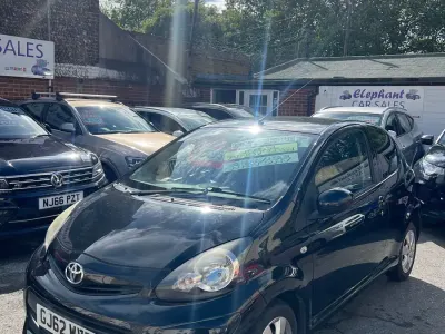 Used Toyota Aygo 68 HP (50 kW) 2012 Black Hatchback