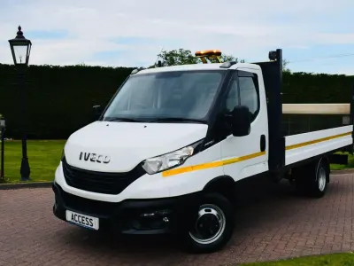 Begagnad Iveco Daily 2023 Vit Cab