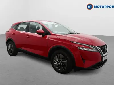Used Nissan Qashqai Acenta Premium 140 HP (102 kW) 2023 Red SUV