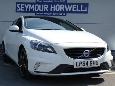 Used Volvo V40 R-Design 245 HP (180 kW) 2015 Hatchback