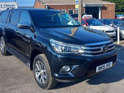 Used Toyota HiLux 150 HP (110 kW) 2019 Black Pickup