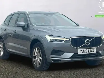 Used Volvo XC60 Momentum 250 HP (183 kW) 2019 Grey SUV