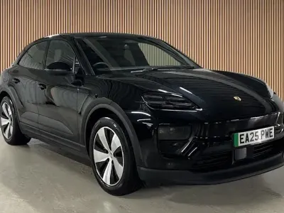 Used Porsche Macan 4 Electric 300 kW (408 HP) 2025 Black SUV