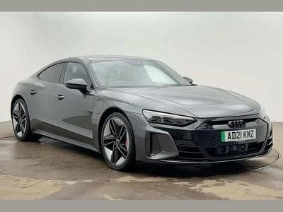 Usado Audi e-tron GT quattro Comfort 475 kW (646 HP) 2021 Cinzento Sedan