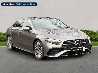Begagnad Mercedes A200 AMG Line Premium Plus 2024 Grå Sedan