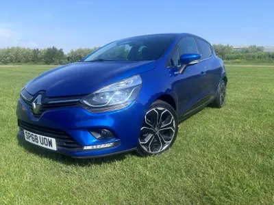 Used Renault Clio Iconic 90 HP (66 kW) 2018 Blue Hatchback