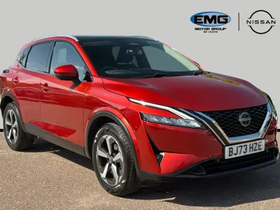Used Nissan Qashqai N-Connecta 140 HP (102 kW) 2024 Red SUV